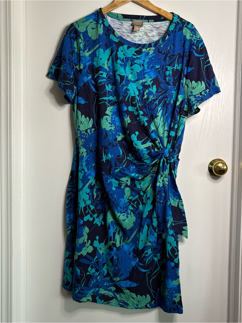 Chico's NWT Sz 2X Abstract Floral Knit Knot Front Sheath Dress Knee Short Sleeve